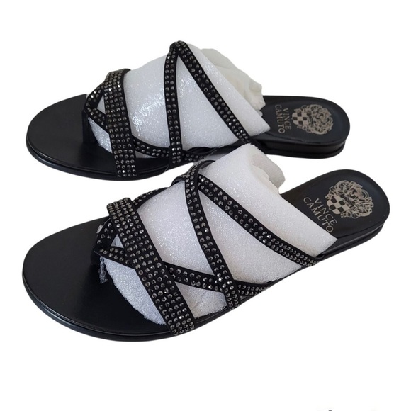Vince Camuto Shoes - NWB New Vince Camuto Black Thong Sandals 9